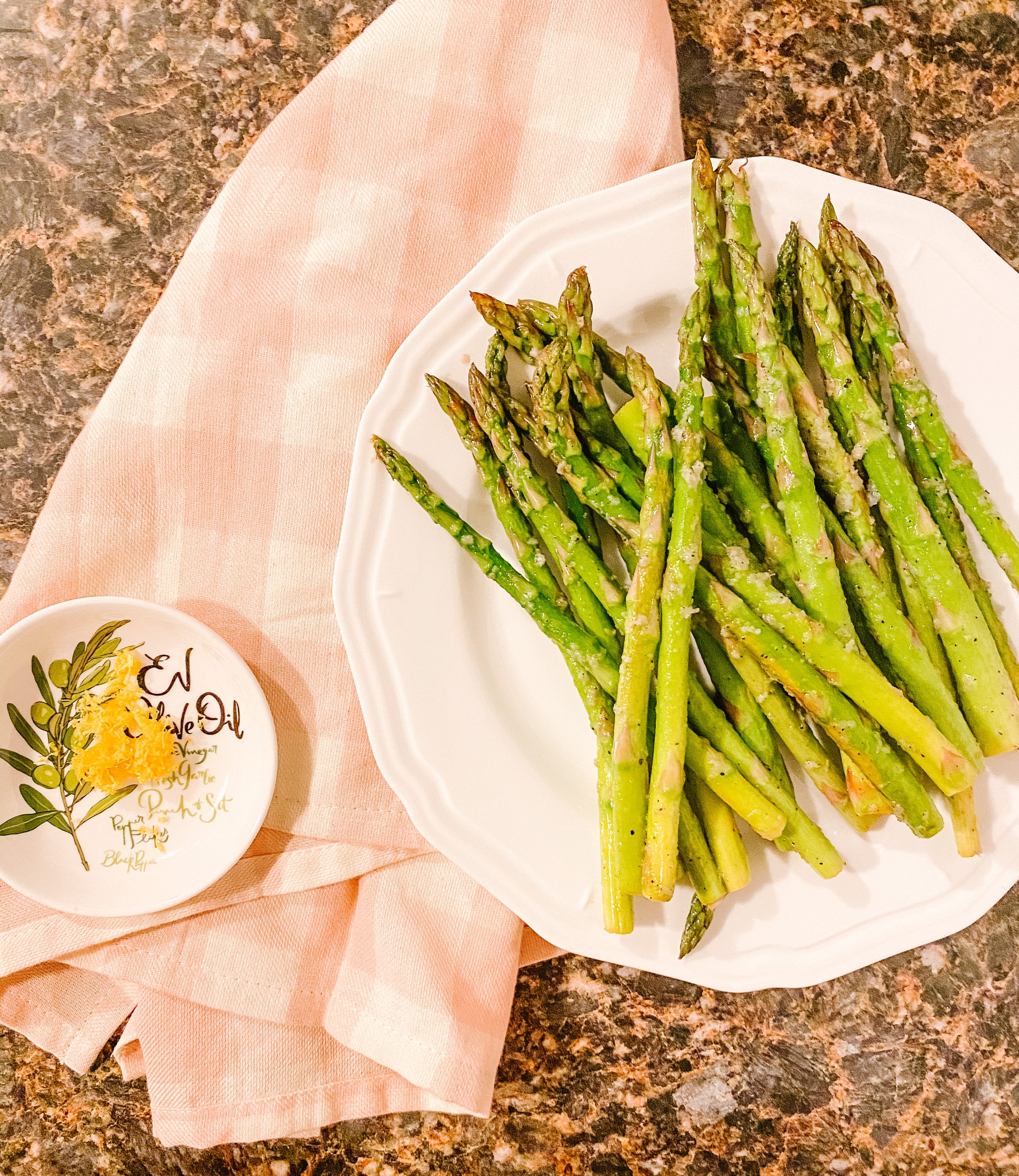 Lemon Garlic Asparagus - Gluten Free Treats & Eats